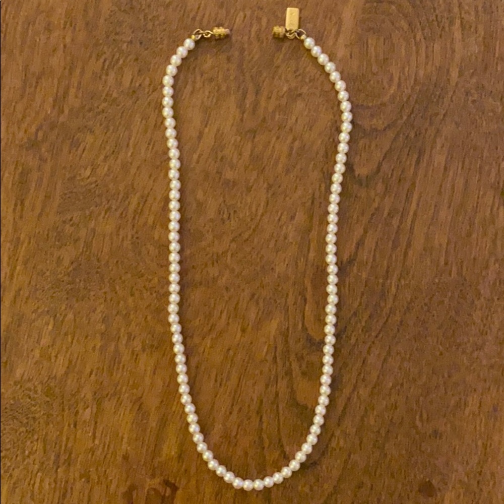 Vintage 1990s small pearls necklace